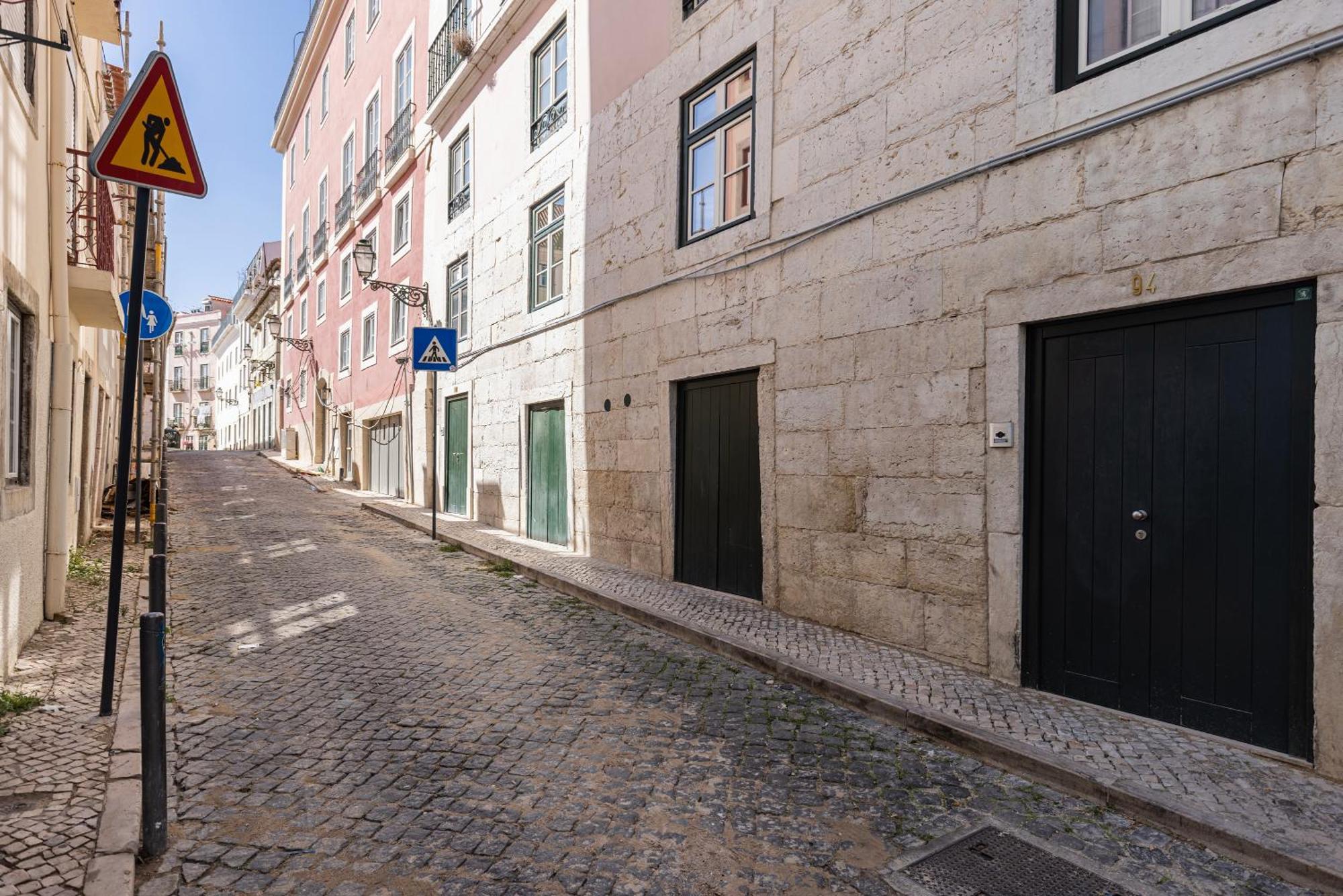 Apartment Palacio Ficalho Townouse 2 By Lovelystay *
